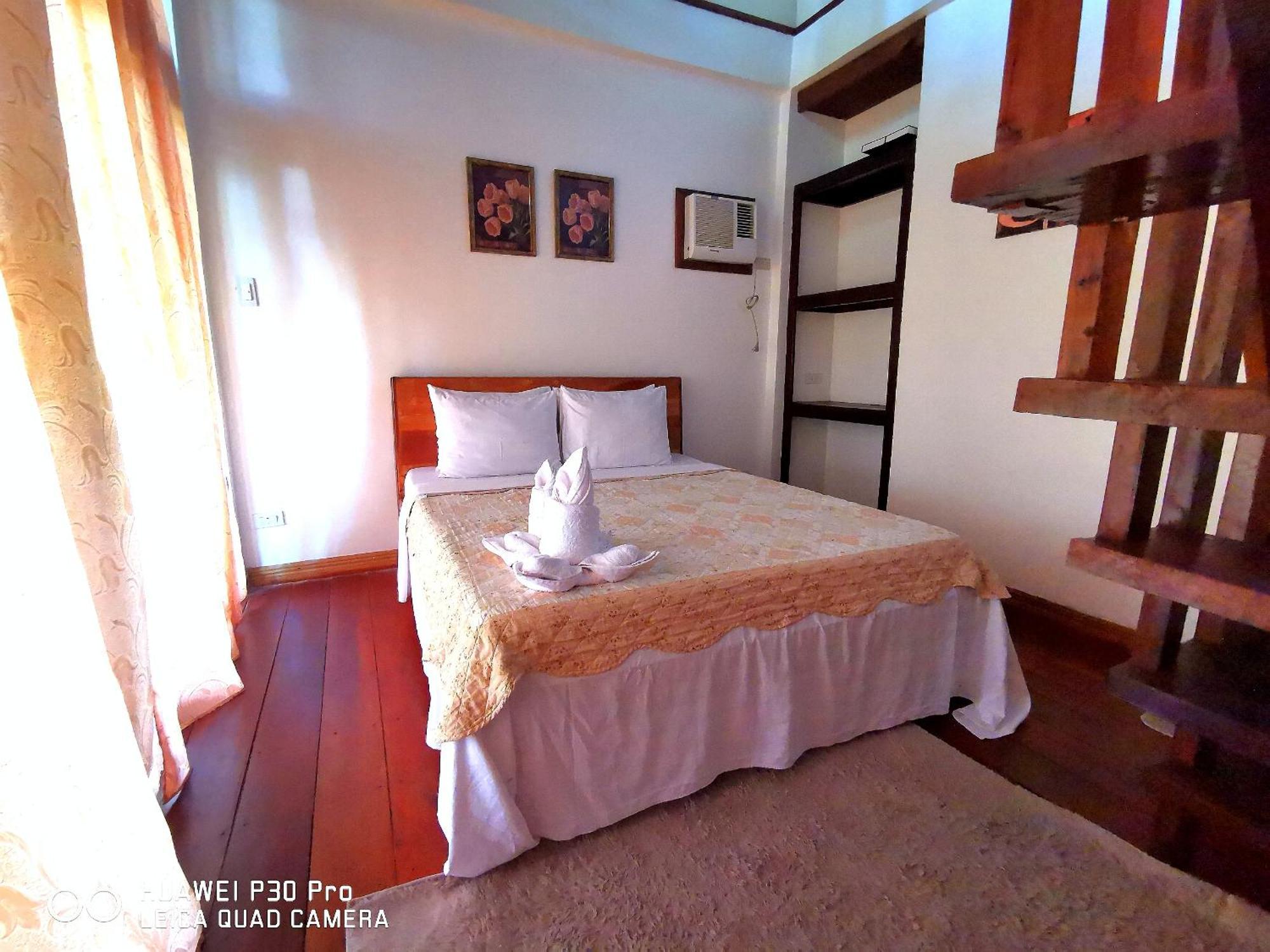 Latitude 10 Siargao Villa General Luna  Room photo